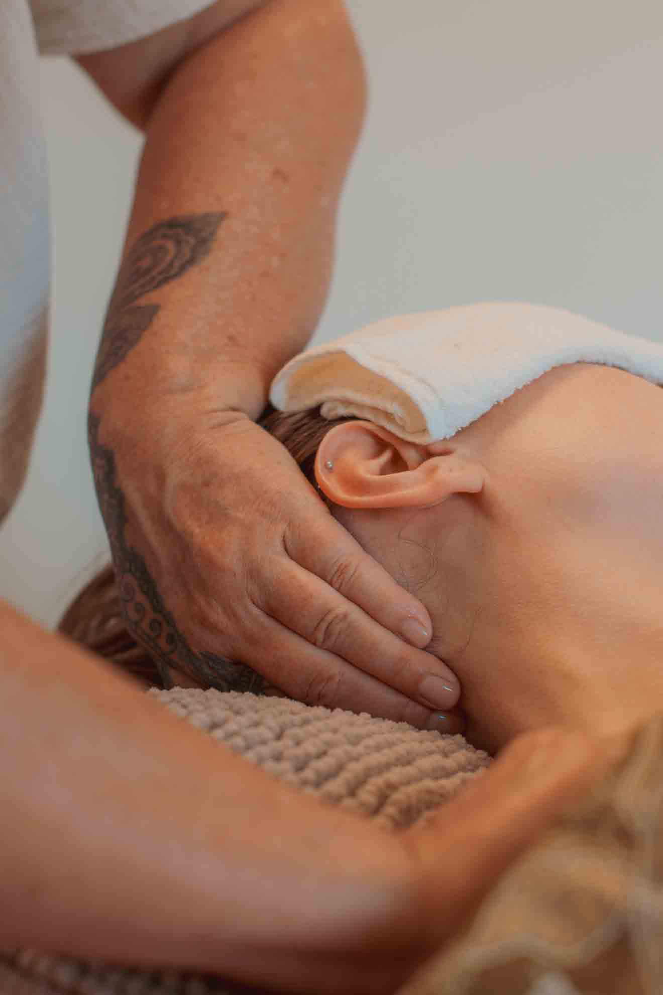Indian Face & Scalp massage